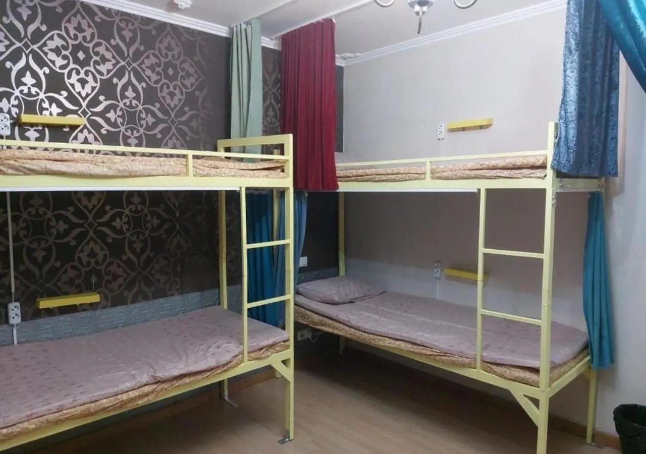 Room Hostel Dostyk Alma-Ata